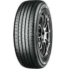 Yokohama Bluearth-XT AE61A 225/55 R17 97V